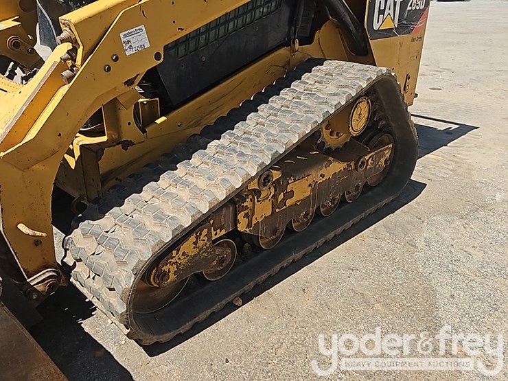 2019-caterpillar-289d-image-12
