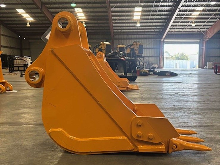 caterpillar-305-image-3