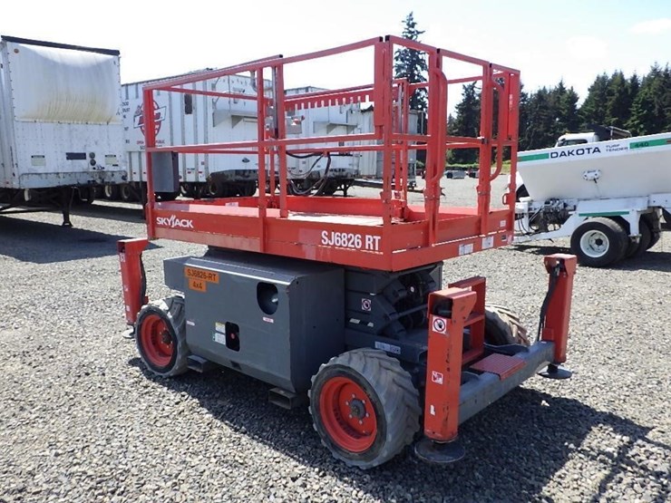 2019-skyjack-sj6826rt-image-7
