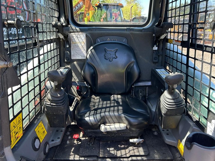 2023-bobcat-s450-image-17