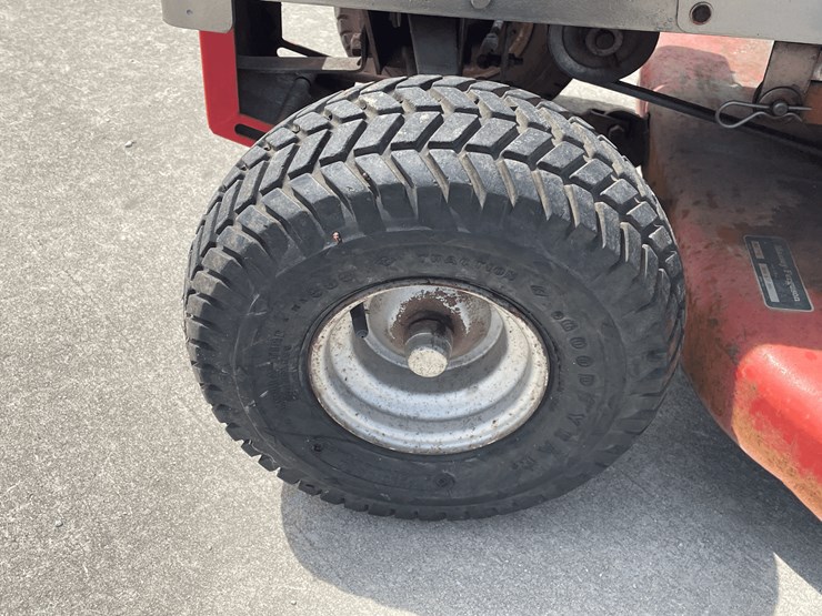 1974-massey-ferguson-8-image-17