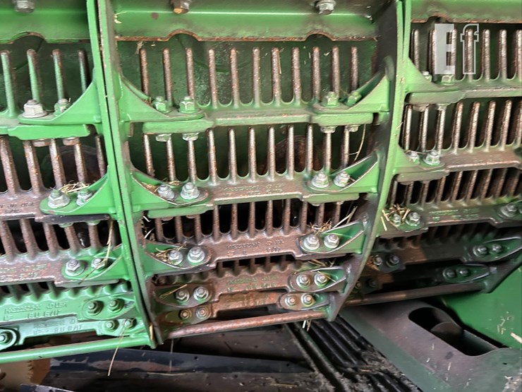 2016-john-deere-s680-image-44