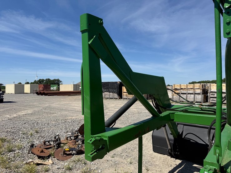 john-deere-4040-image-11