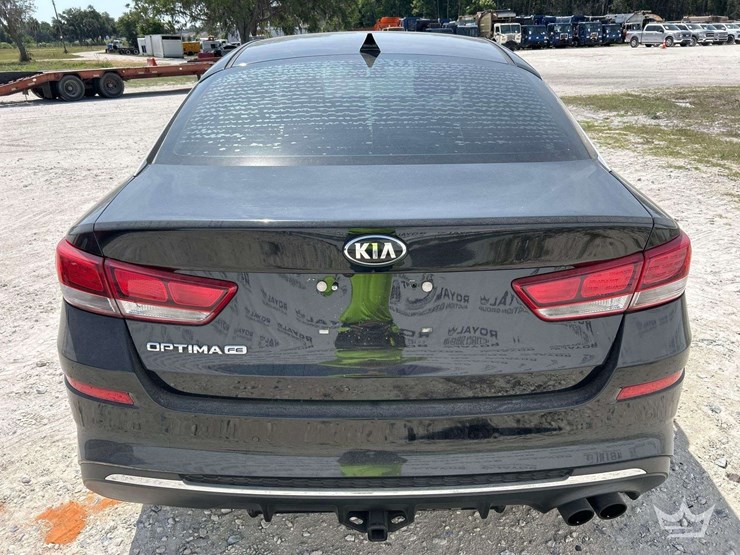 2019-kia-optima-sedan-image-23