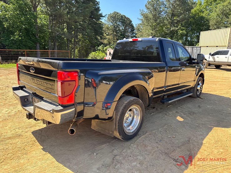ford-f350-xlt-image-2