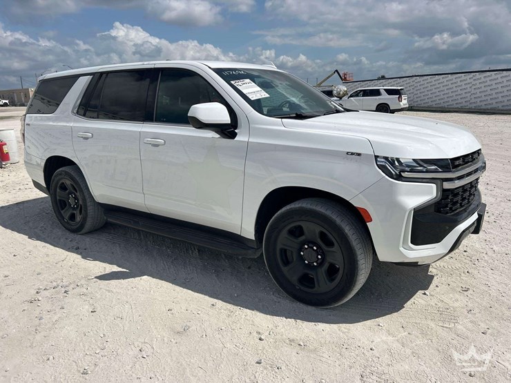 2023-chevrolet-tahoe-image-2