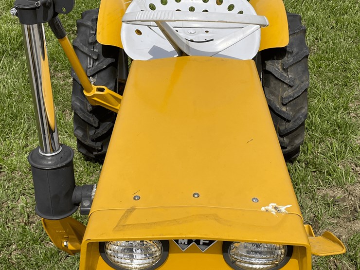 massey-ferguson-executive-image-23