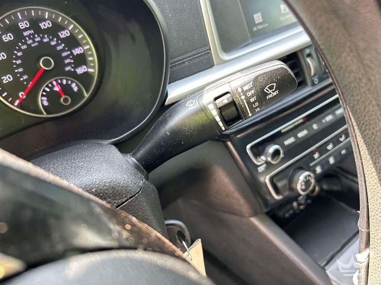 2019-kia-optima-sedan-image-15