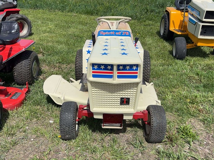 1975-cub-cadet-76-“spirit-of-‘76”-image-9