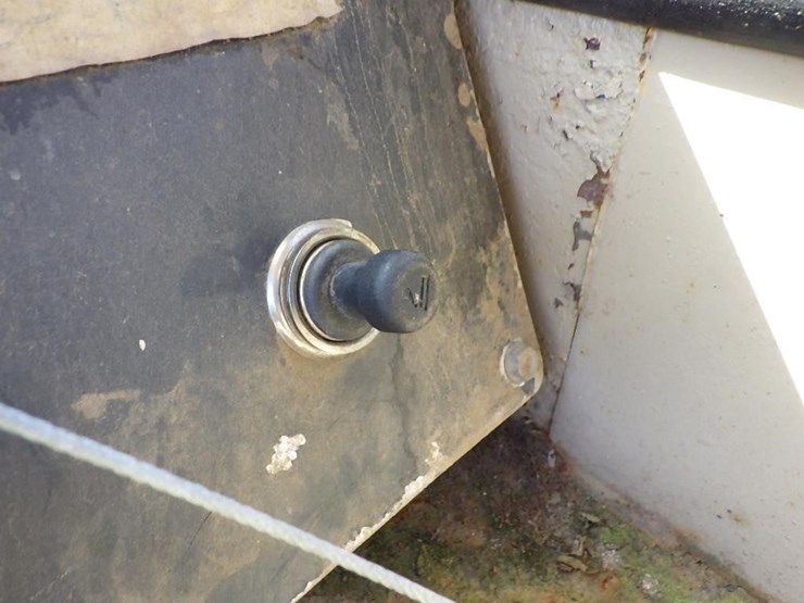 1985-caterpillar-d25c-image-52