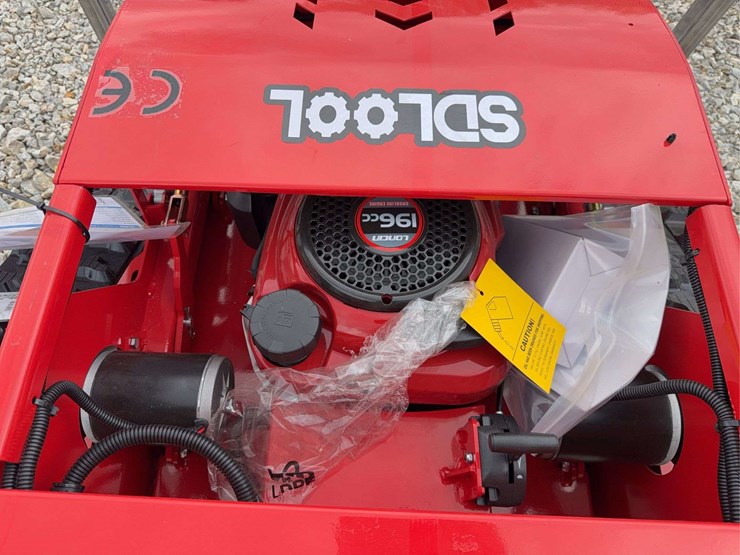 2026-mms-ms800-tracked-mower-image-9