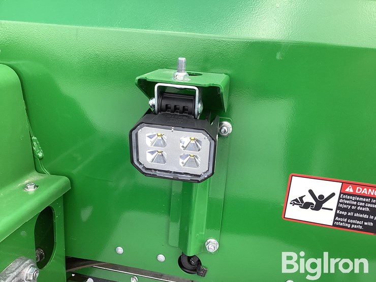 2023-john-deere-c12f-image-19