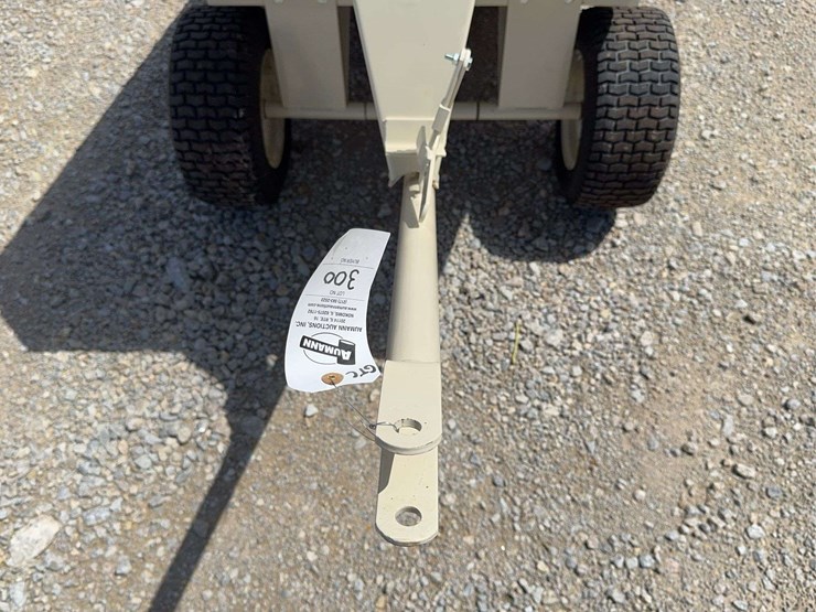 international-harvester-4-lawn-cart-image-8