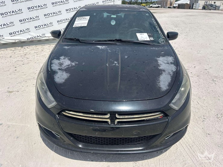 2014-dodge-dart-sedan-image-14