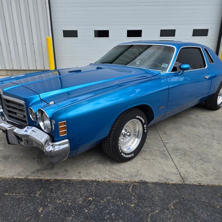 #36 • 1975 Dodge Charger Daytona SE