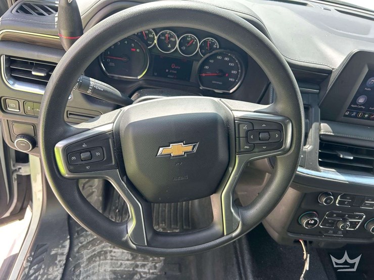2023-chevrolet-tahoe-image-11