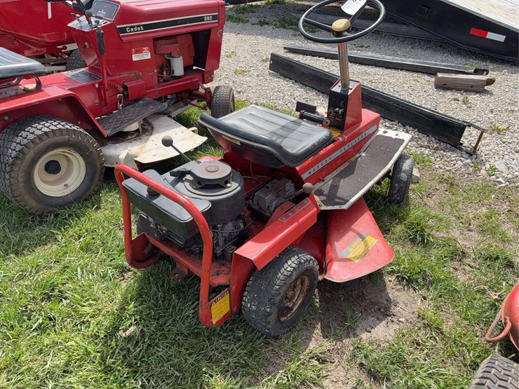 massey-ferguson-5-image-5