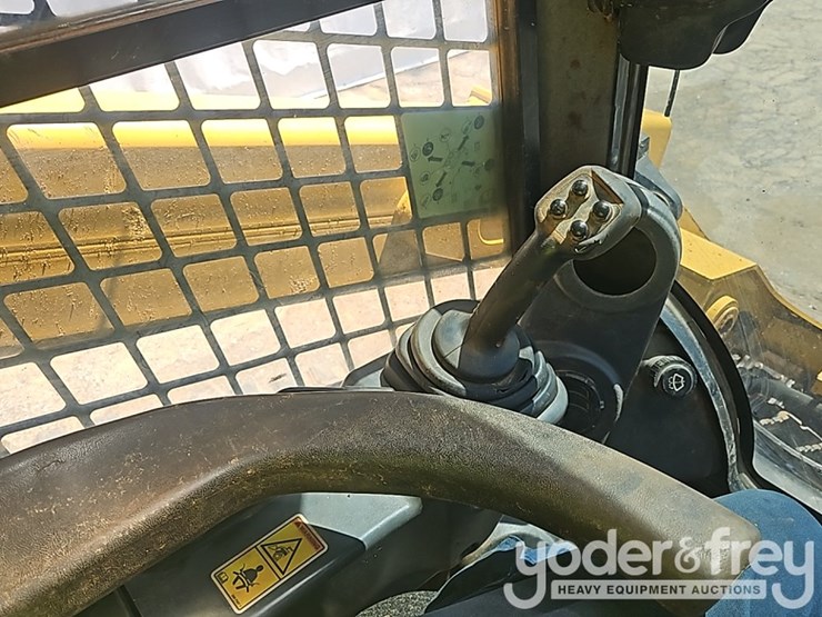 2019-caterpillar-289d-image-24