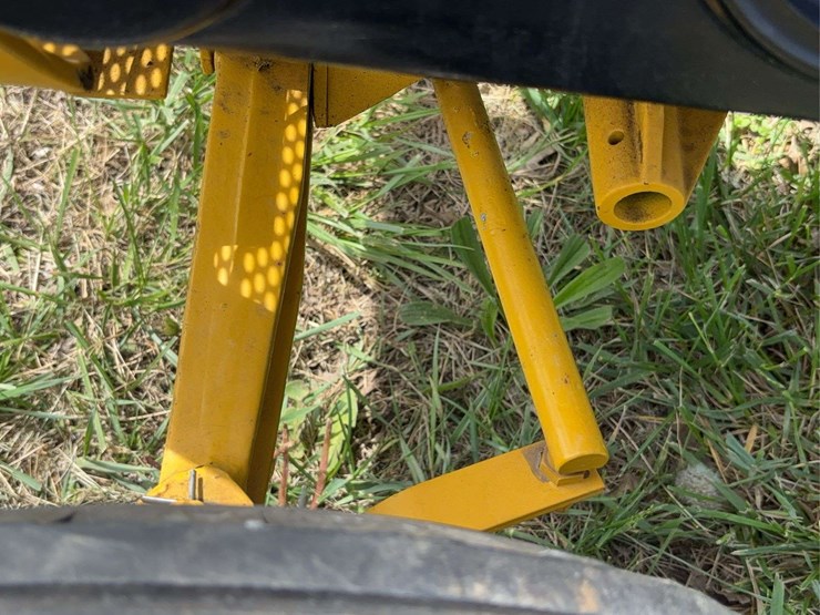 massey-ferguson-executive-image-10