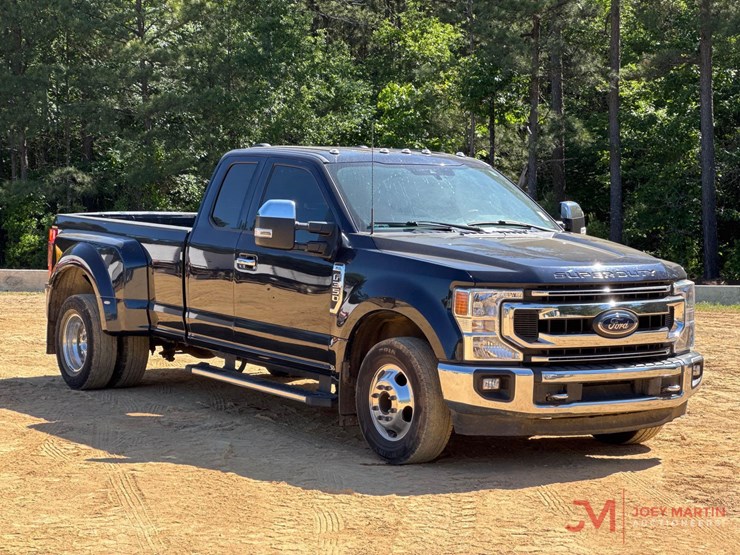 ford-f350-xlt-image-1