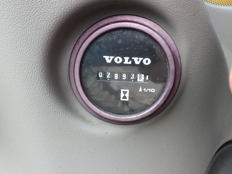 2018-volvo-ecr235el-image-56