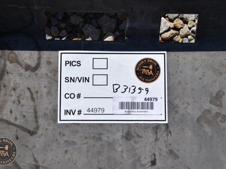 skid-steer-plate-44979-image-2