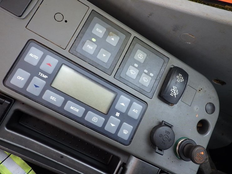 doosan-dx225-lc-3-image-52