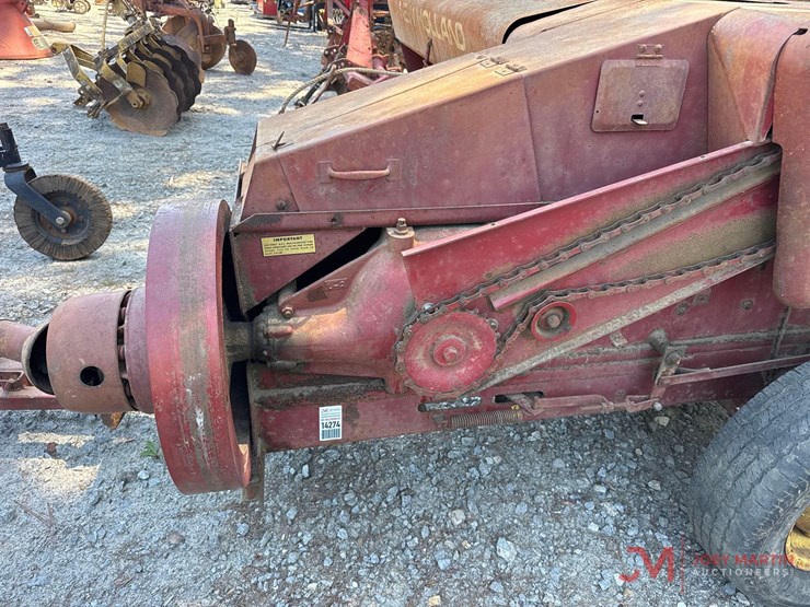 new-holland-277-image-8