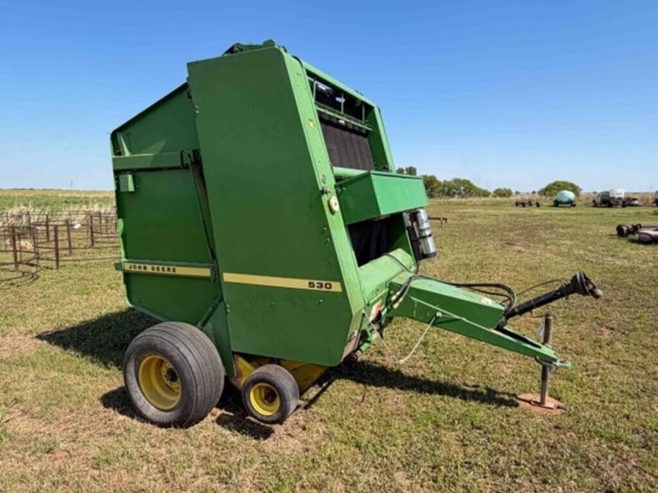 john-deere-530-image-5