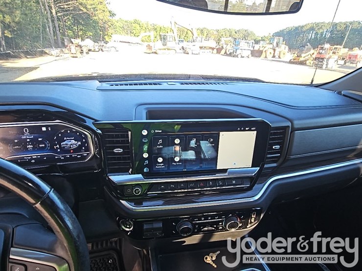 2022-chevrolet-silverado-1500-image-49