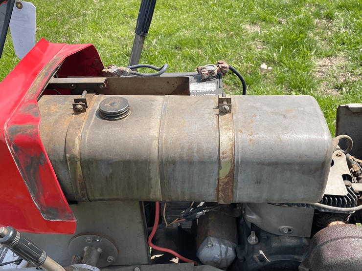 1972-massey-ferguson-12-image-37