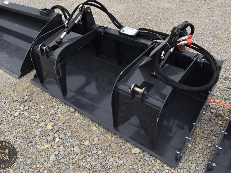 landhonor-grapple-bucket-attachment-45192-image-1