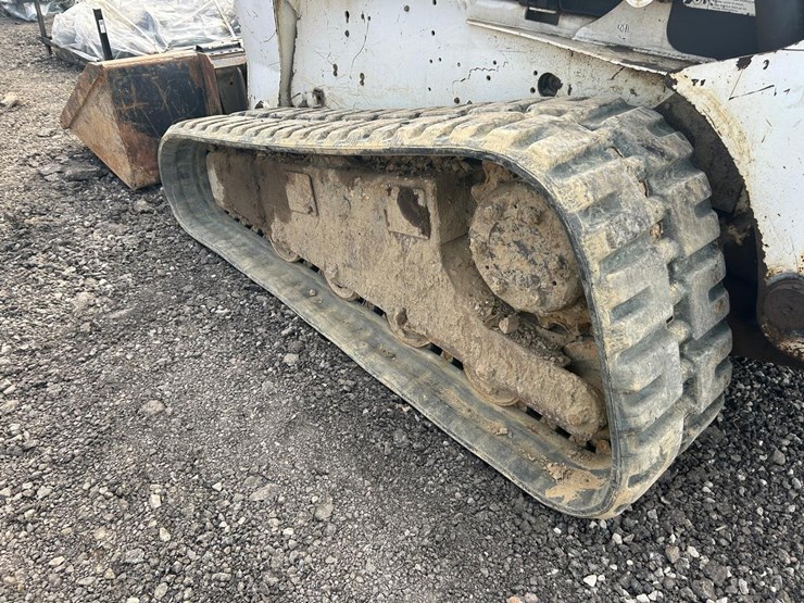 bobcat-t300-image-16