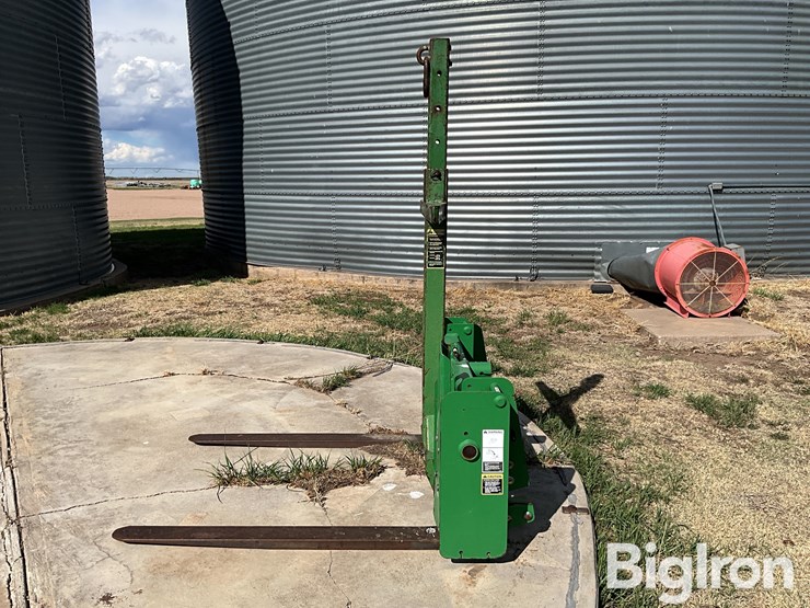 john-deere-740-image-8