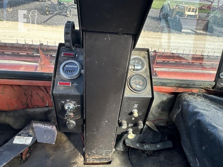 hesston-6650-image-15