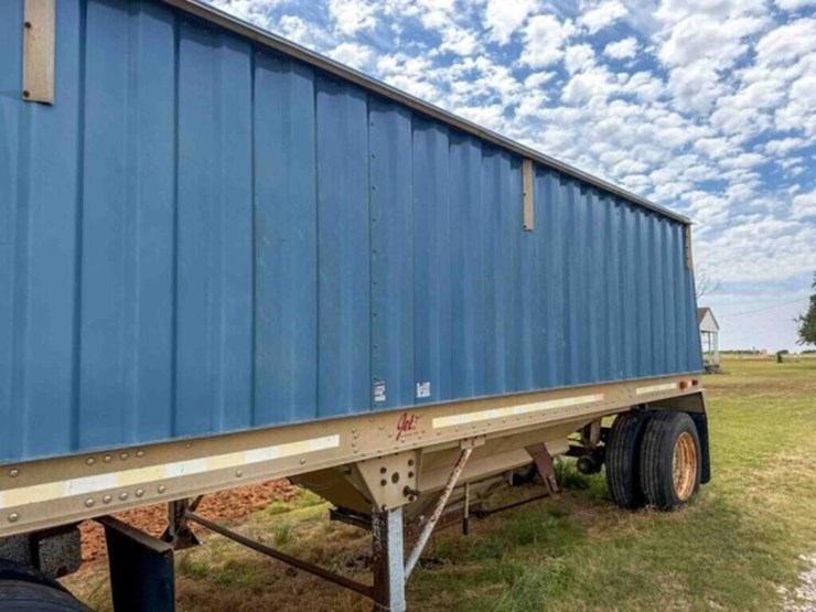jet-22’-hopper-bottom-trailer-image-10
