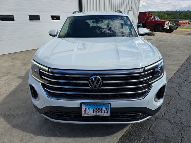 #416-•-2024-volkswagon-atlas-se-crossover-suv-image-8
