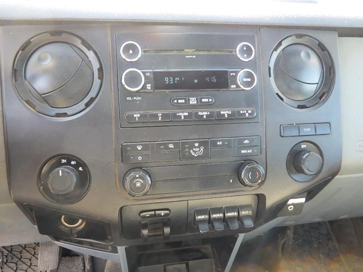 2014-ford-f350-image-38