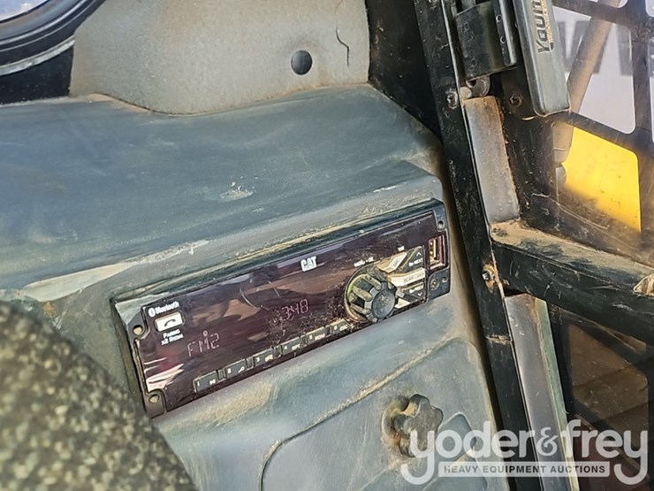 2019-caterpillar-259d-image-25