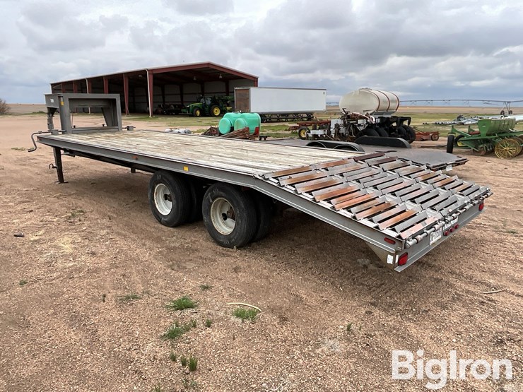1993-trailmann-8’6”x25’-t/a-gooseneck-flatbed-trailer-image-7