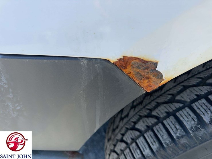 2014-ford-f150-xl-image-19