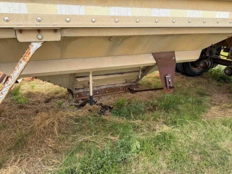 jet-22’-hopper-bottom-trailer-image-12