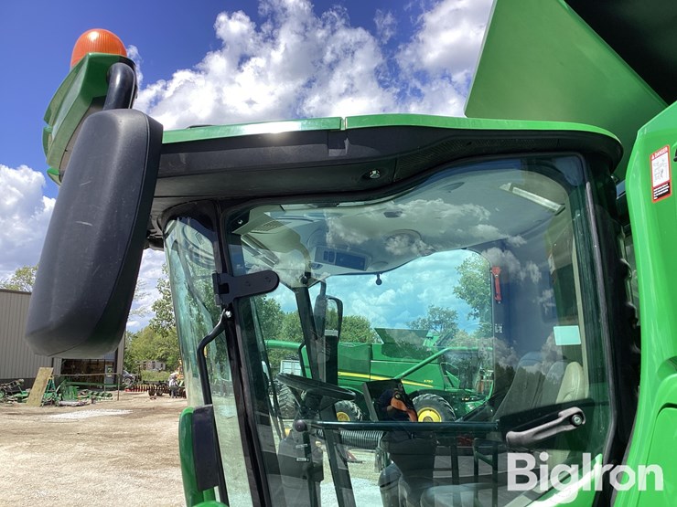 2019-john-deere-s780-image-9