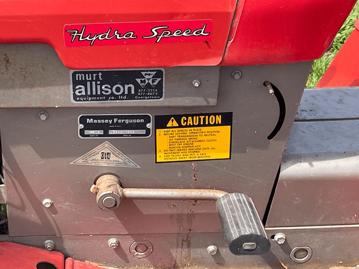 1975-massey-ferguson-16-image-17