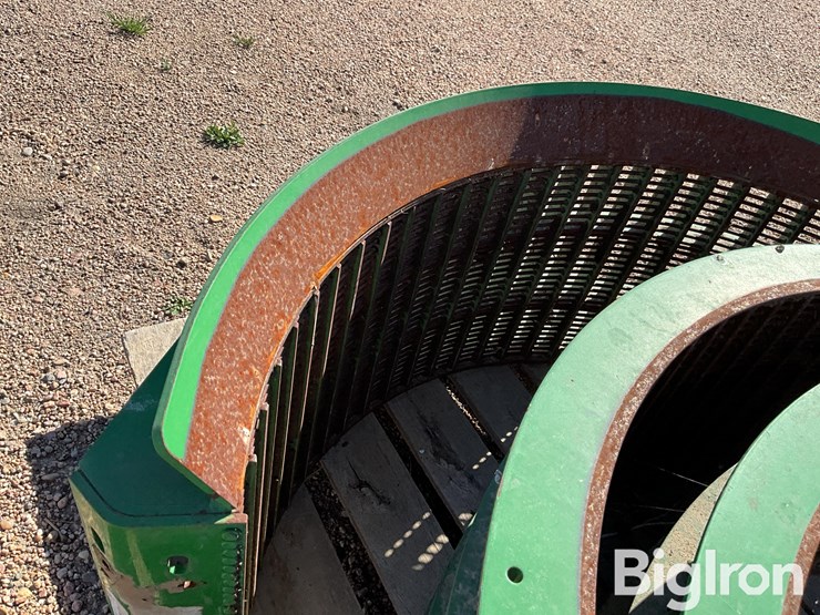john-deere-small-wire-concaves-image-11