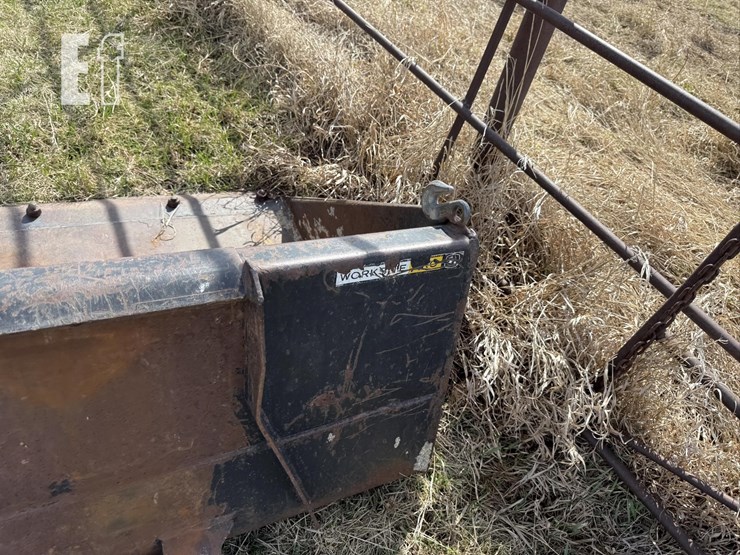 deere-250-image-37