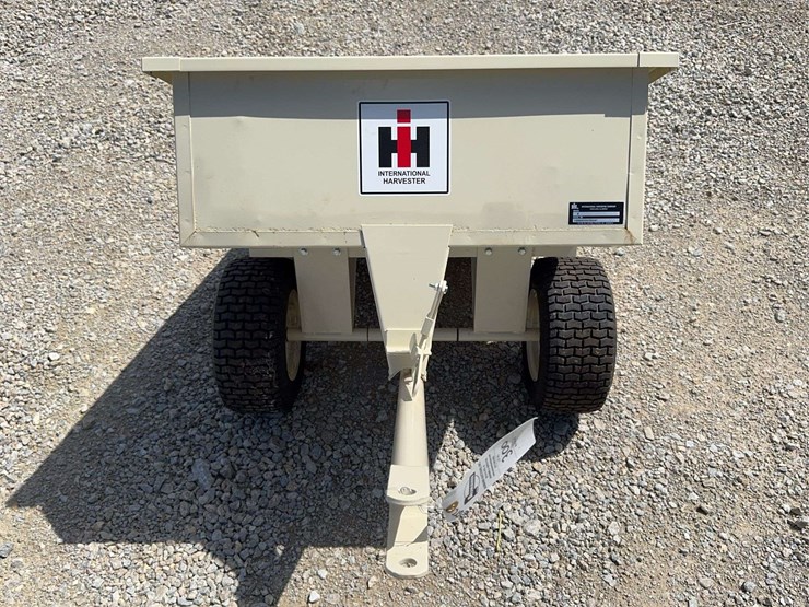 international-harvester-4-lawn-cart-image-7