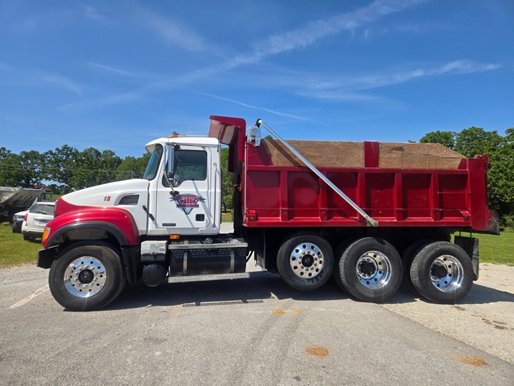 #24354-•-2002-mack-cv513-granite-dumptruck-image-6