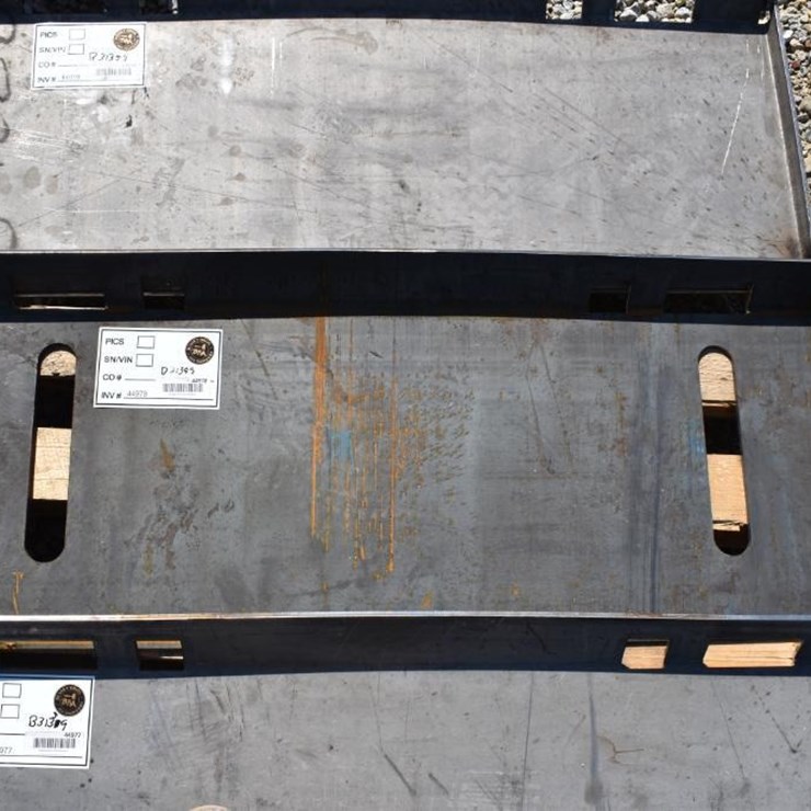SKID STEER PLATE 44978