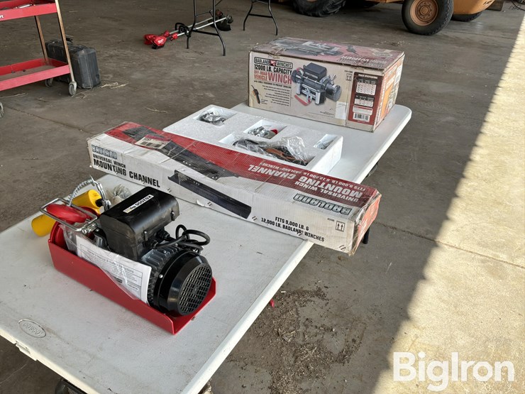 badlands-12,000-lb-winch-image-3